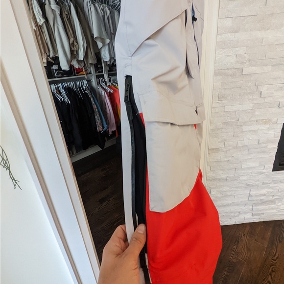 Montec Fawk Snowpants Men’s Small: Basically new. Worn 2 times. High quality. - Picture 3 of 5